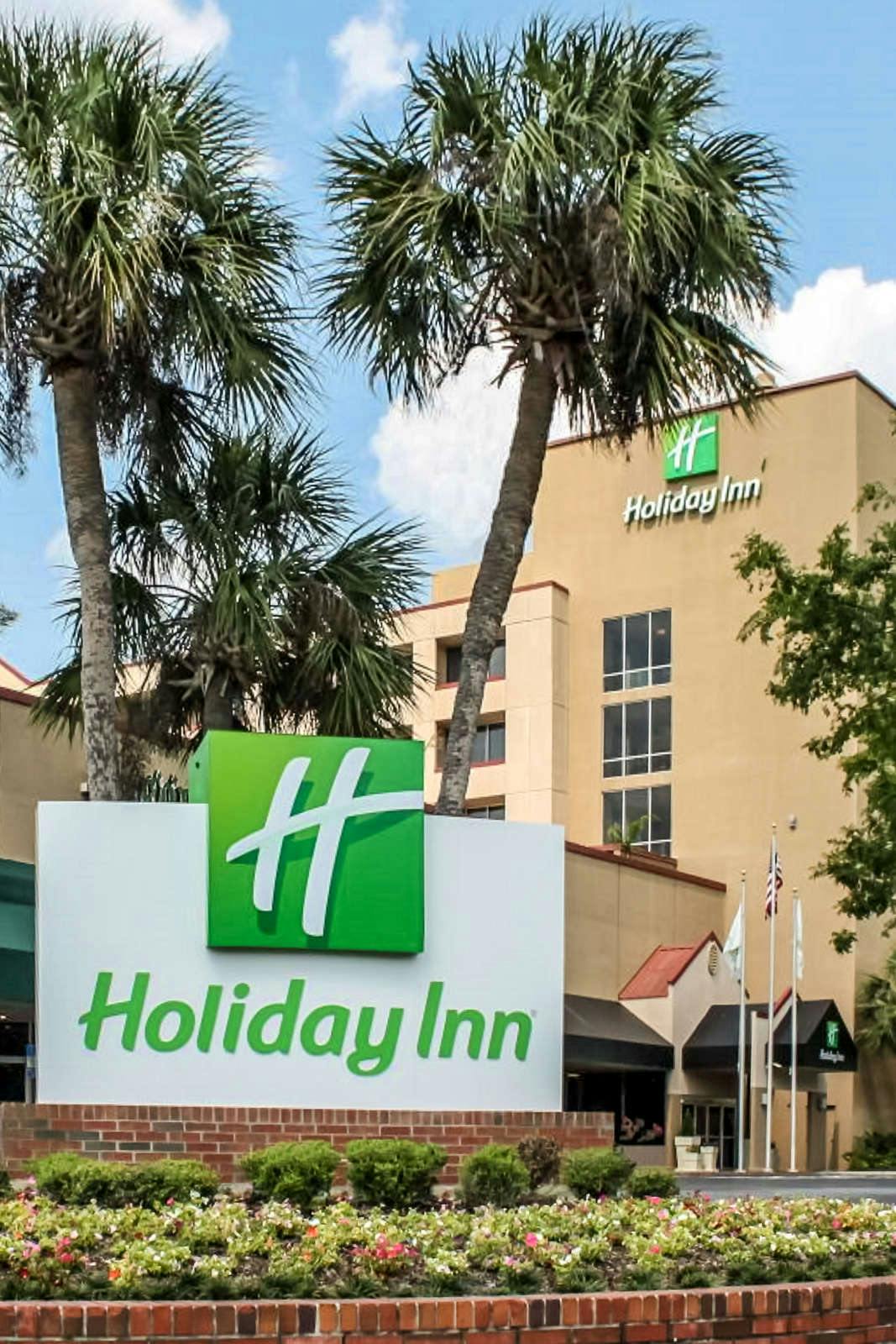 Hotel Holiday Inn Gainesville University Center photo 1