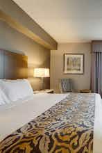 Hotel Monte Carlo Inn Brampton Suites photo 5