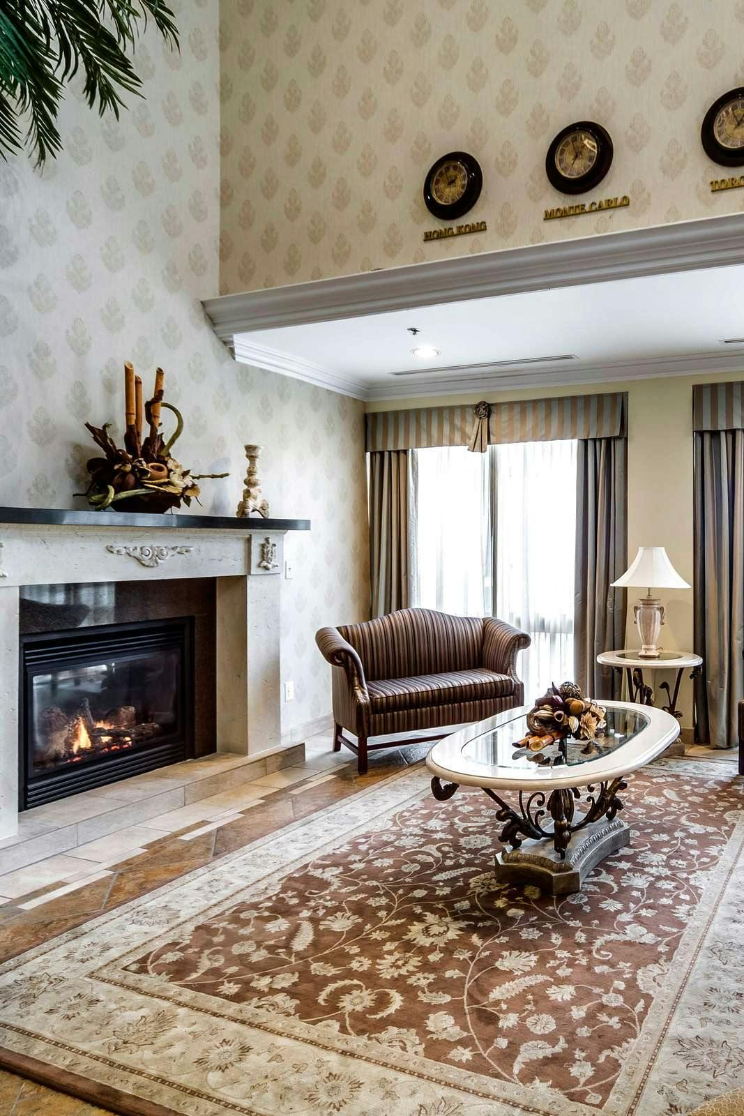 Monte Carlo Inn Brampton Suites