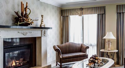 Monte Carlo Inn Brampton Suites