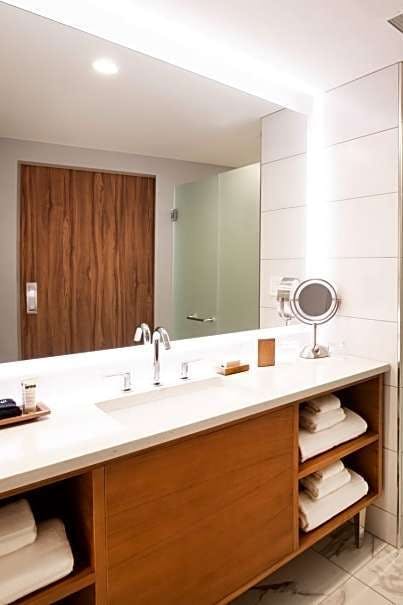 Hotel The Charter Hotel Seattle, Curio Collection by Hilton photo 4