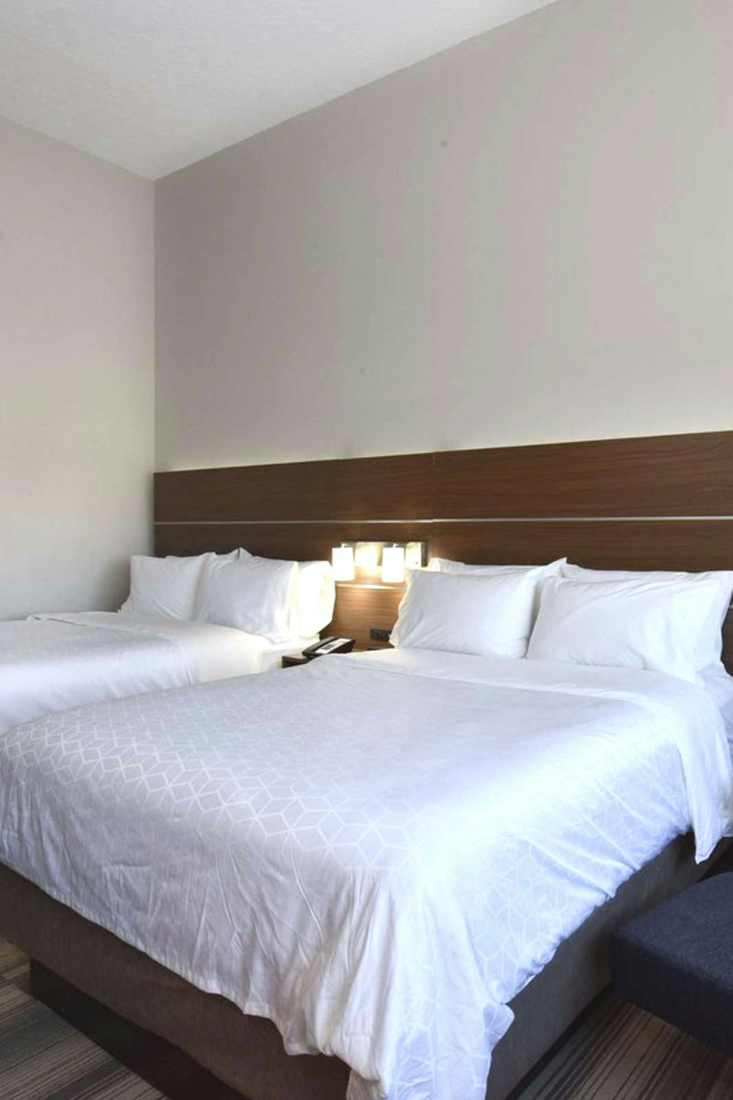 Hotel Holiday Inn Express & Suites Orlando Lake Nona Area photo 3