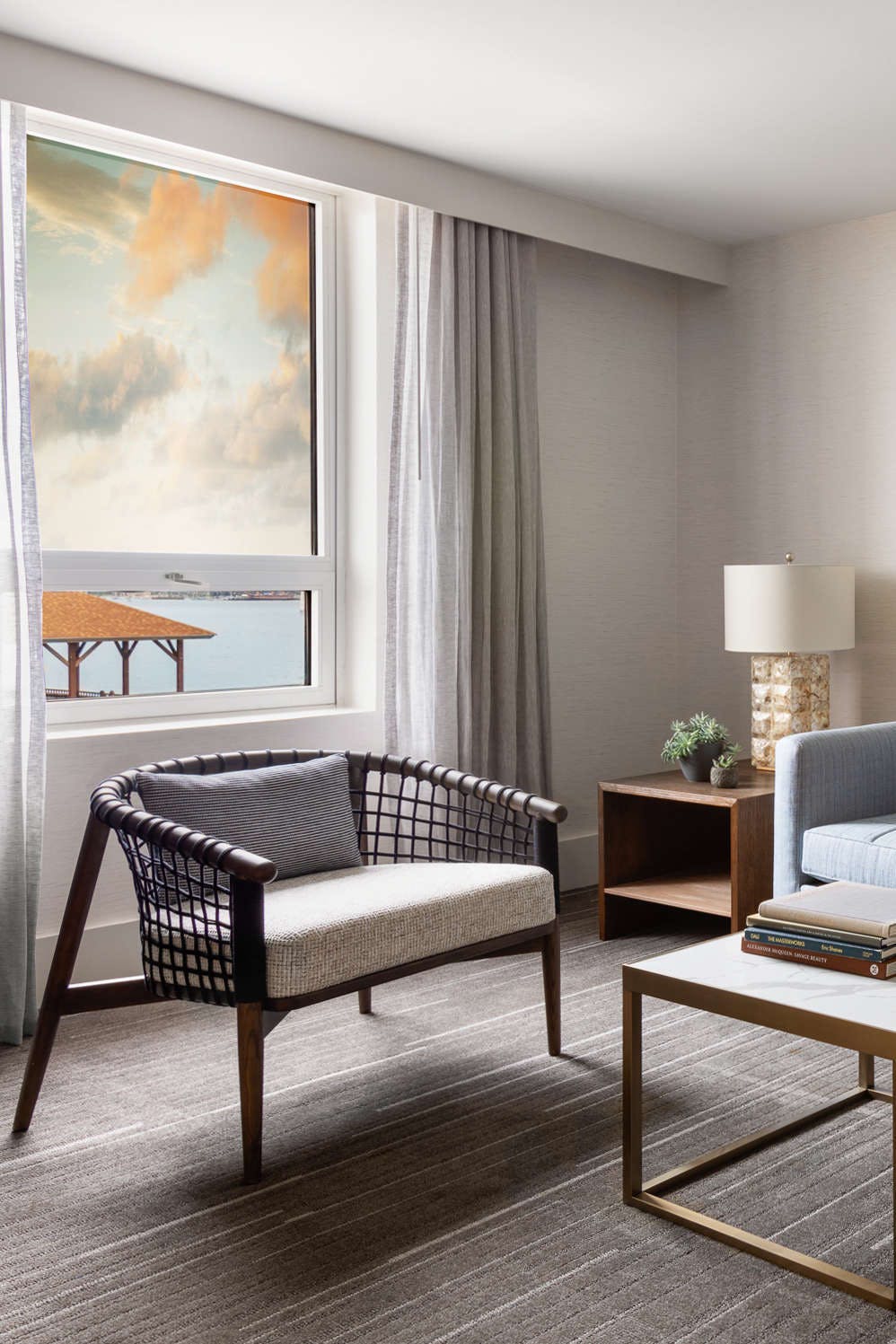 Hotel Newport Harbor Island Resort photo 4