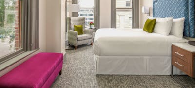 Harlow Hotel