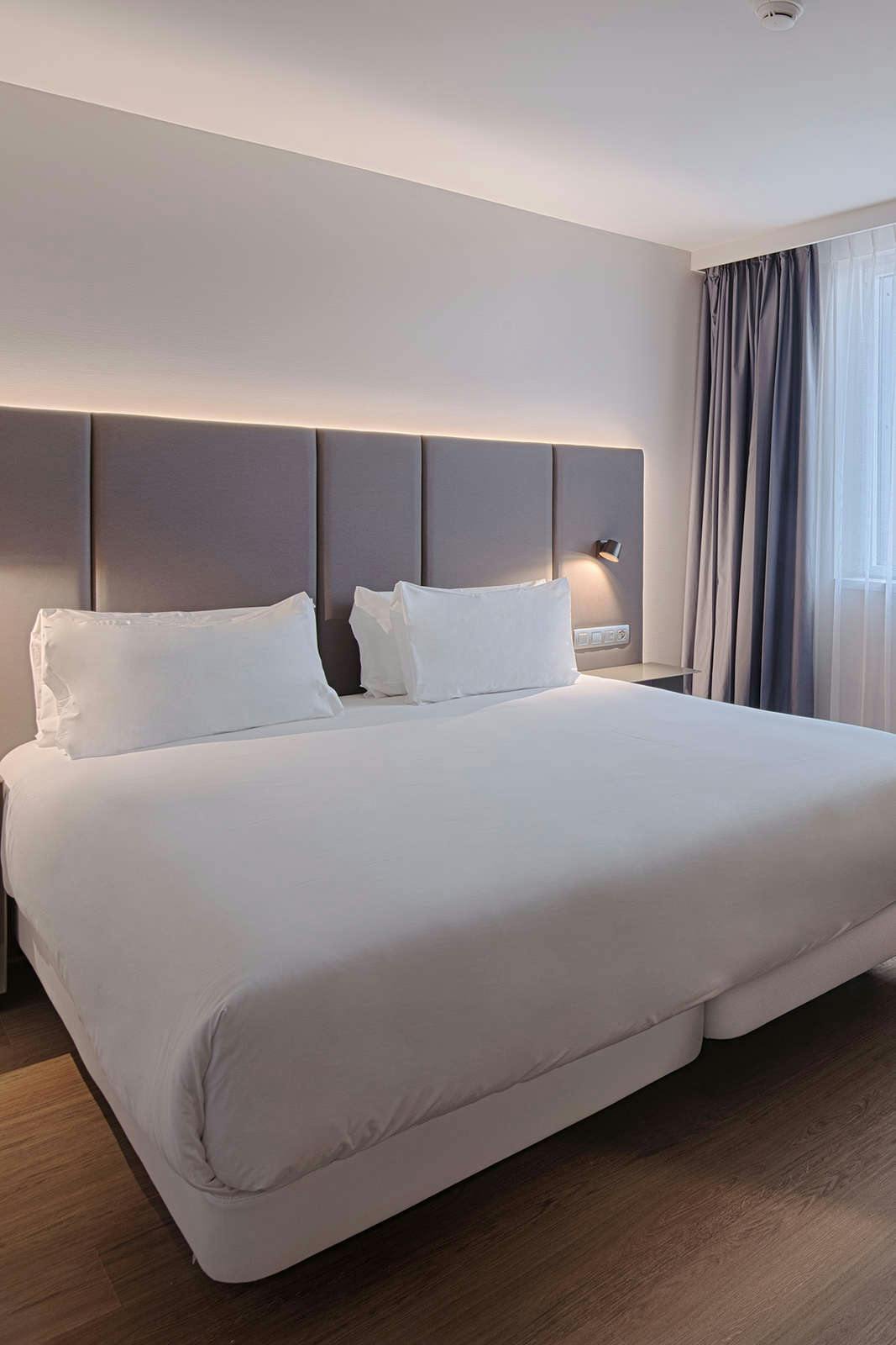 Hotel NH Toulouse Airport photo 1