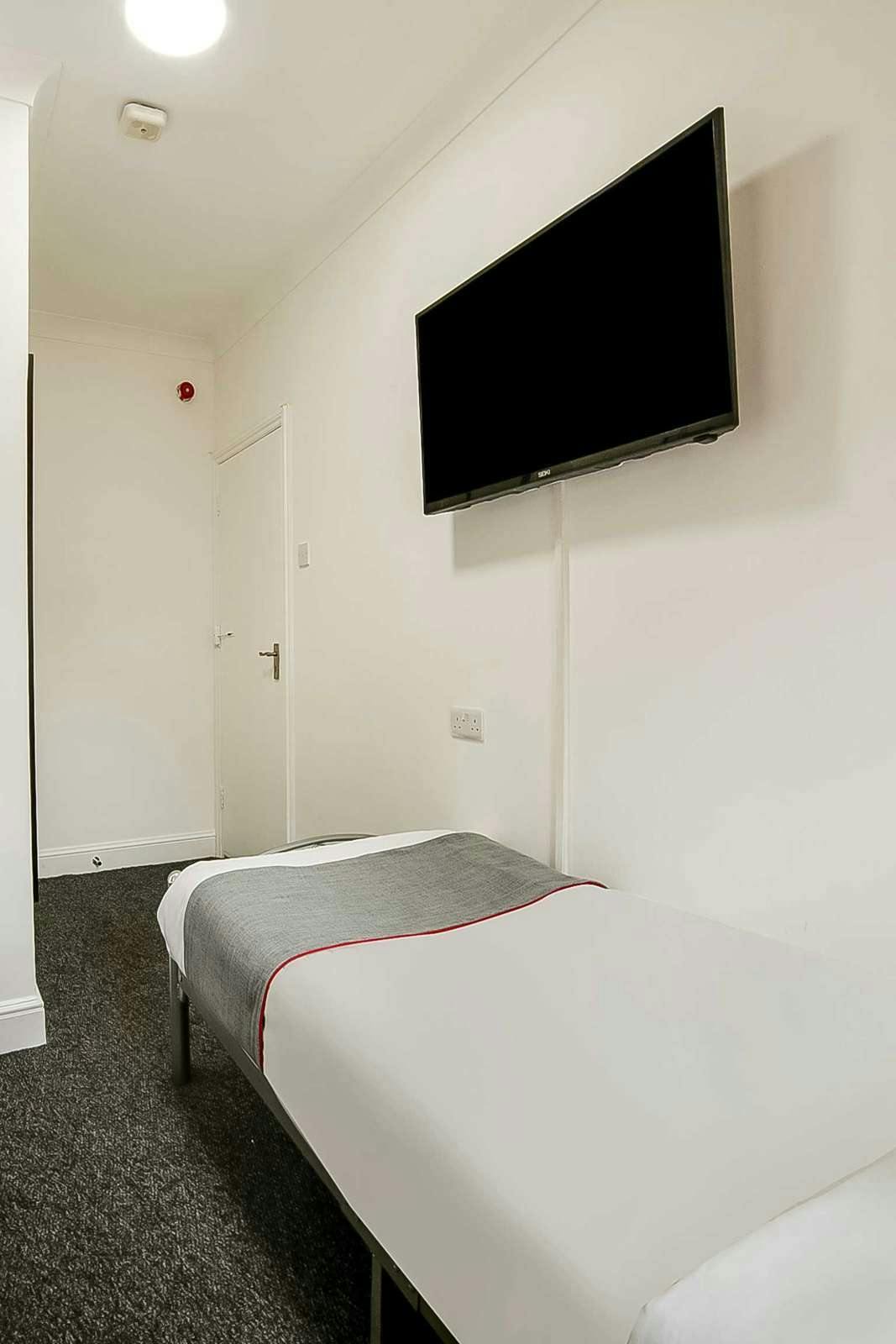 Hotel OYO Stratford Hotel photo 4
