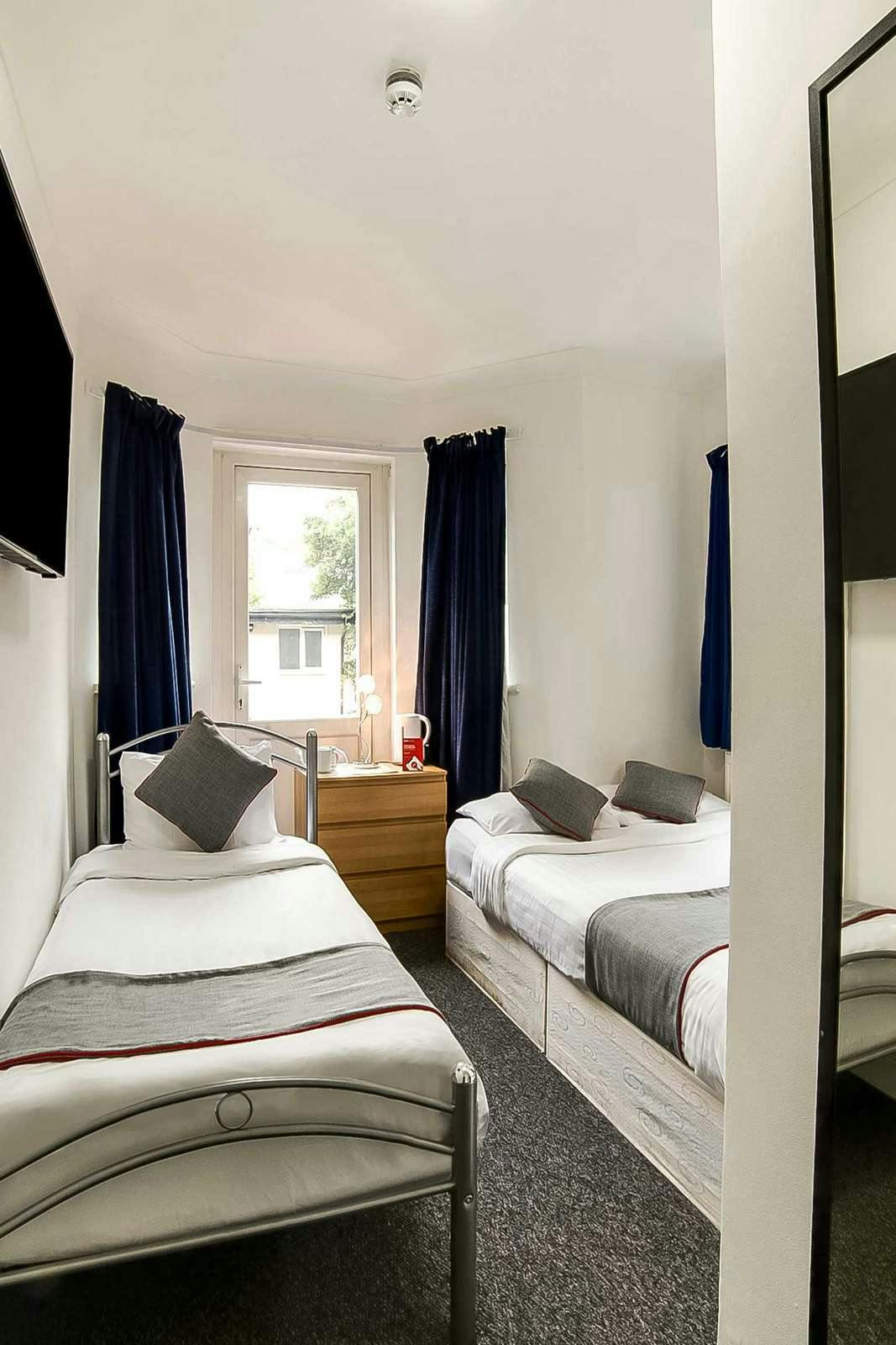 Hotel OYO Stratford Hotel photo 2