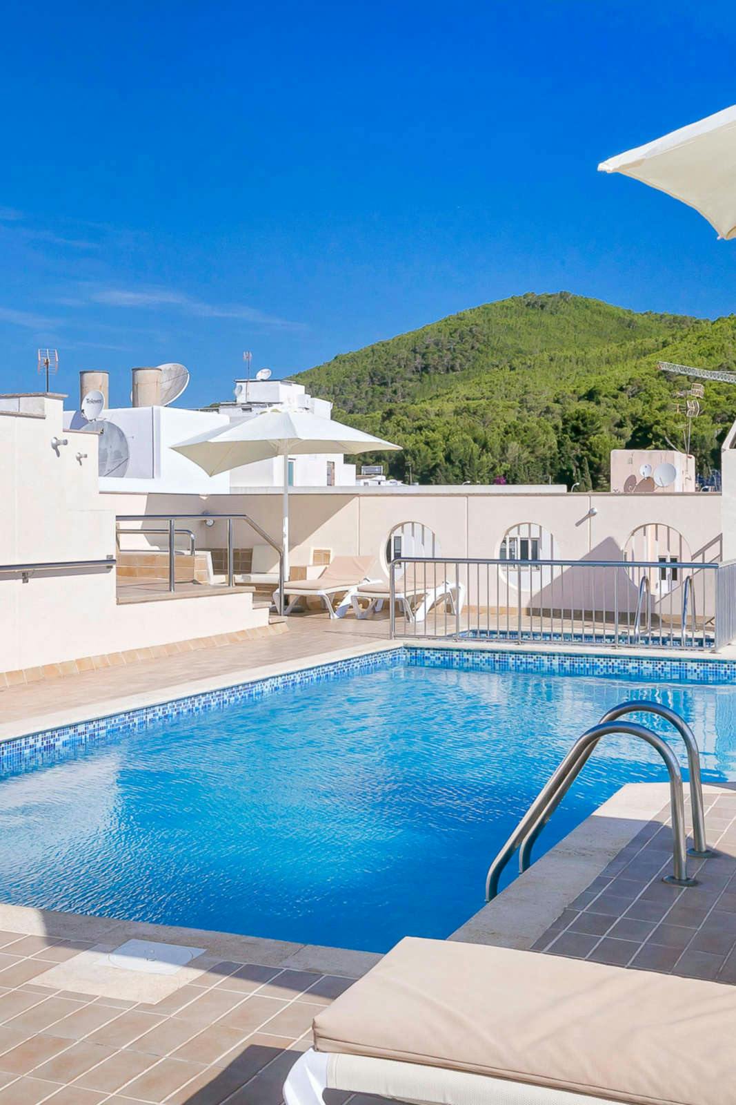 Hotel Aparthotel Duquesa Playa photo 2