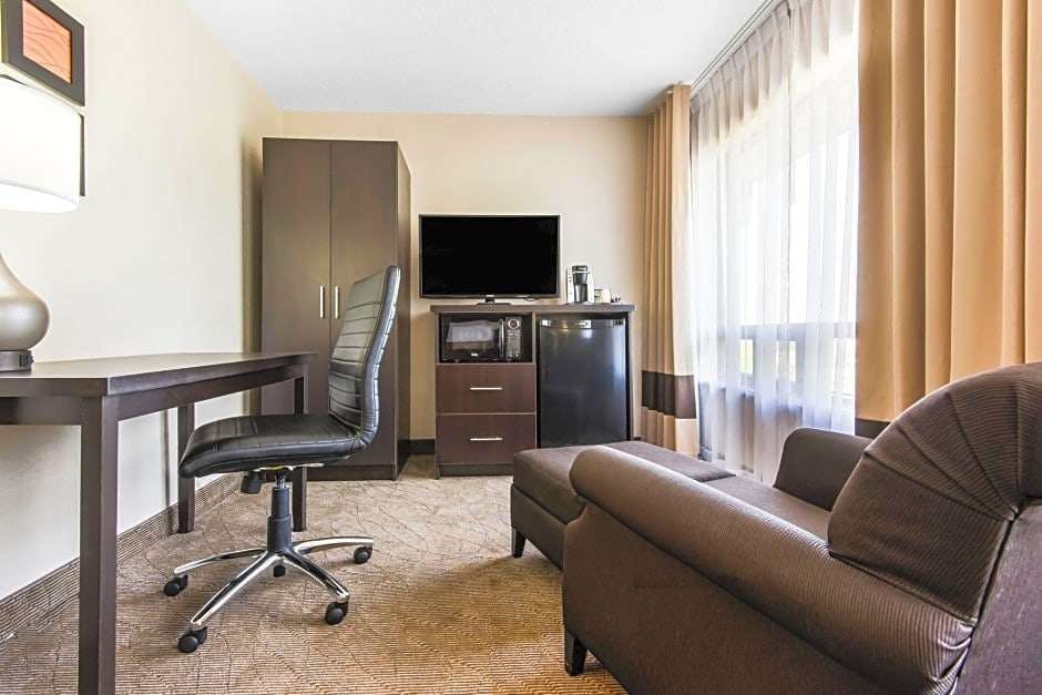Comfort Inn Owen Sound Ontario Around Me Hoteltonight