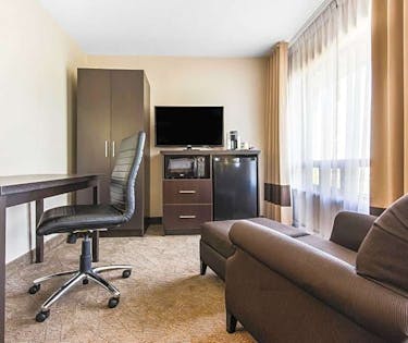 Comfort Inn Owen Sound Ontario Around Me Hoteltonight