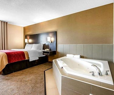 Comfort Inn Owen Sound Ontario Around Me Hoteltonight