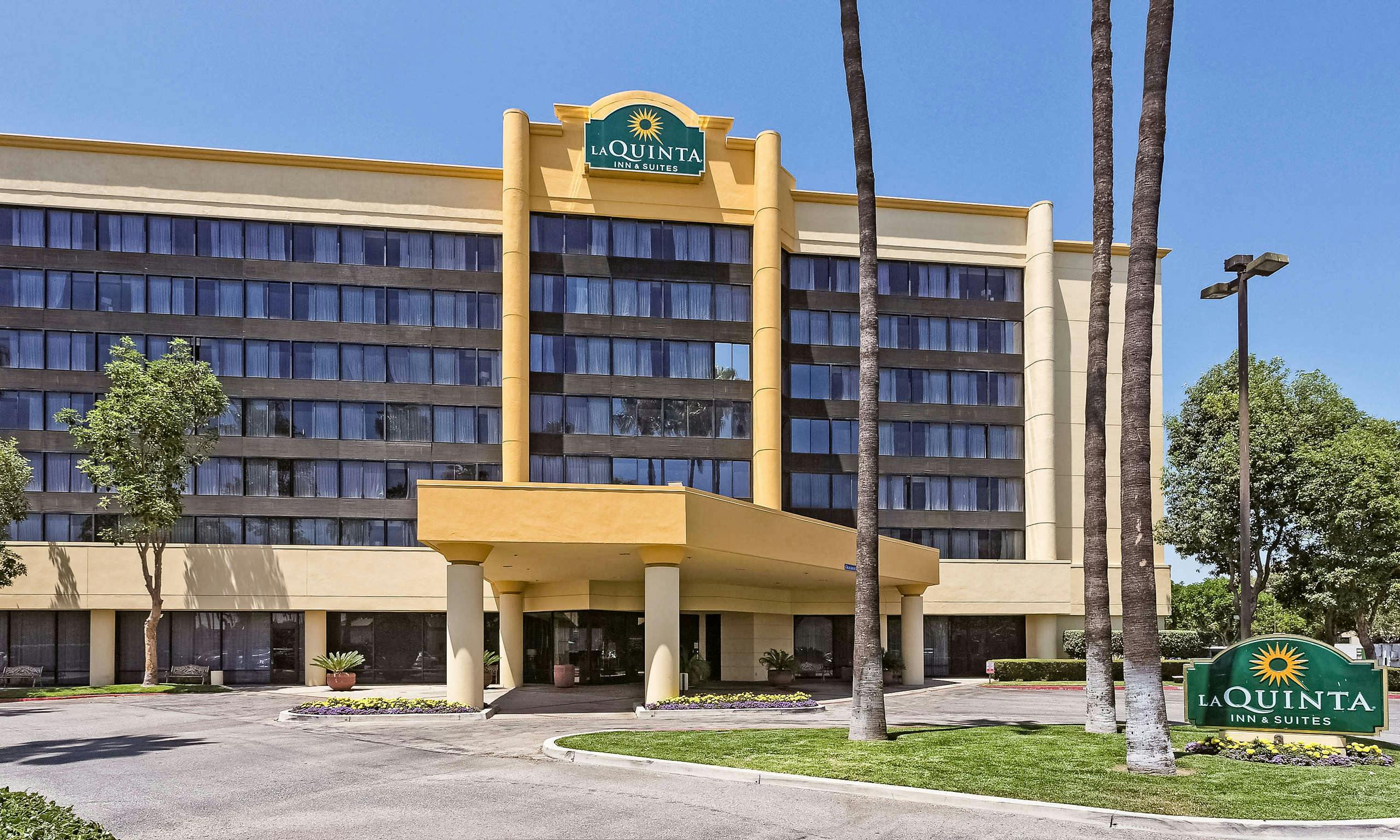 La Quinta Inn & Suites by Wyndham Buena Park, Anaheim - HotelTonight