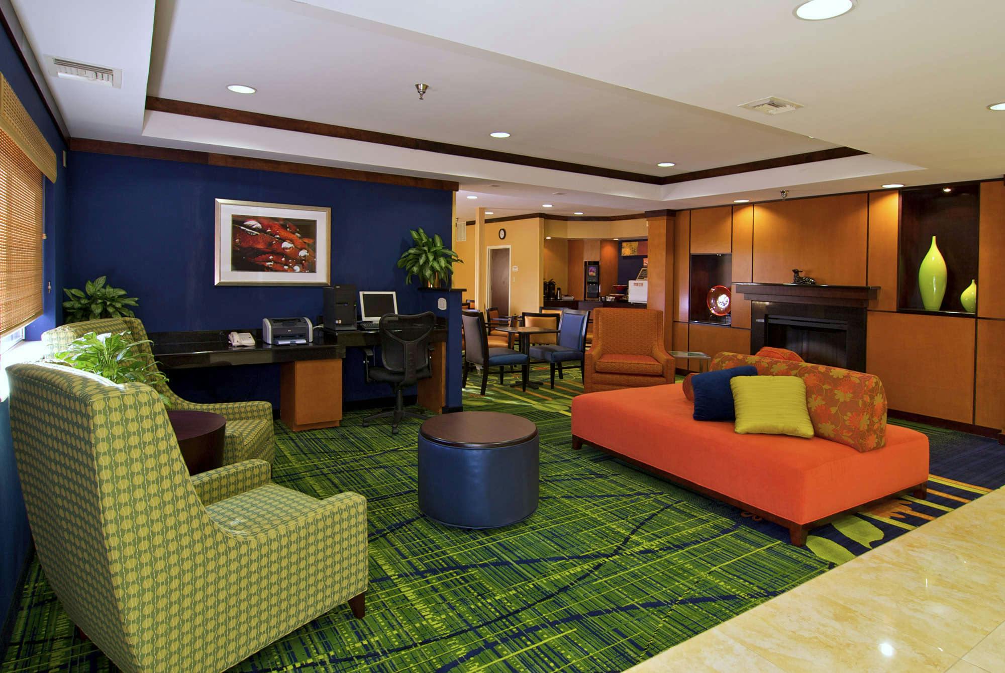 Hotel Fairfield Inn & Suites by Marriott Mobile photo 1