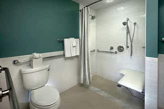 Hotel Andover Inn photo 5