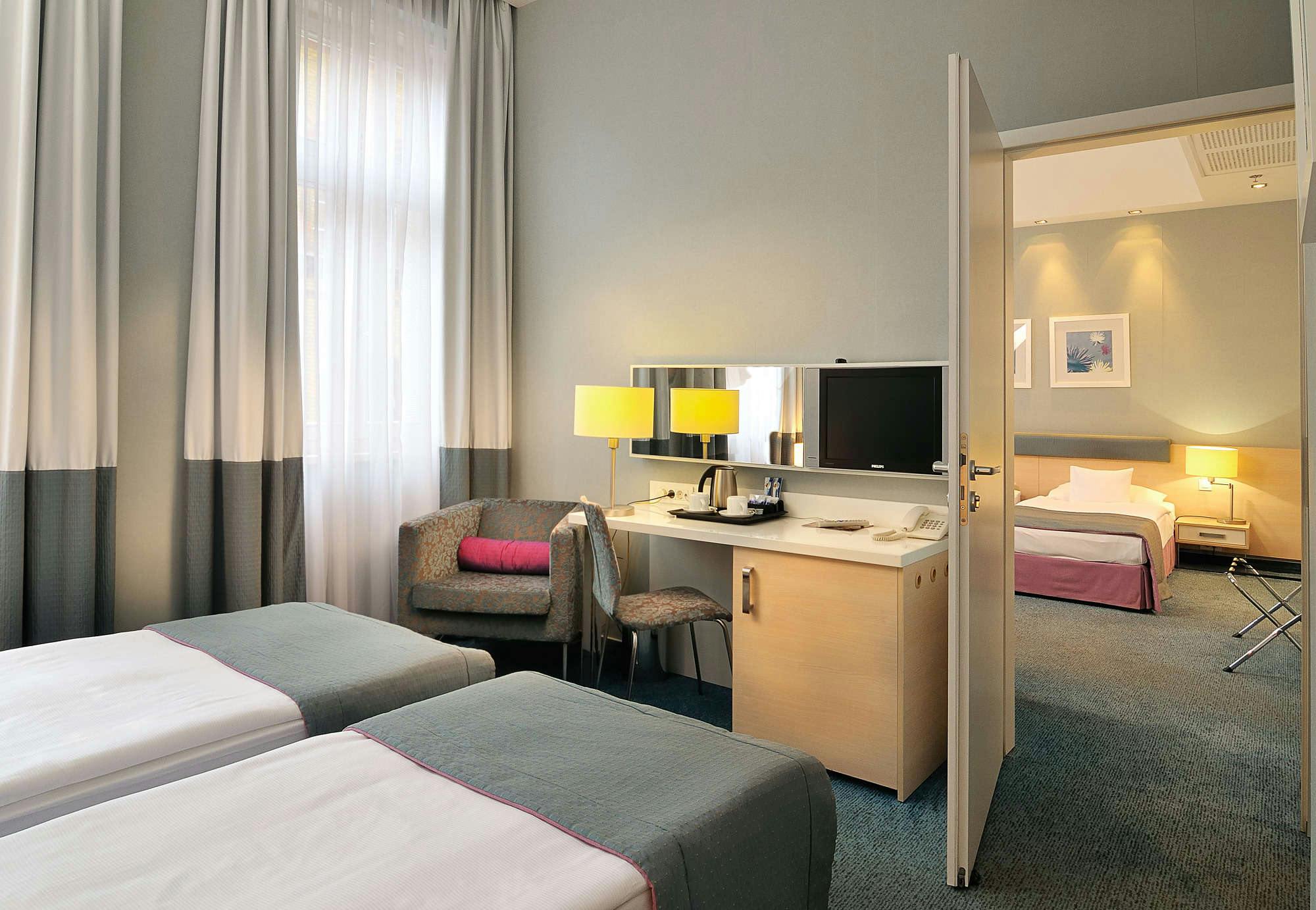 Hotel Atrium Fashion Hotel photo 4