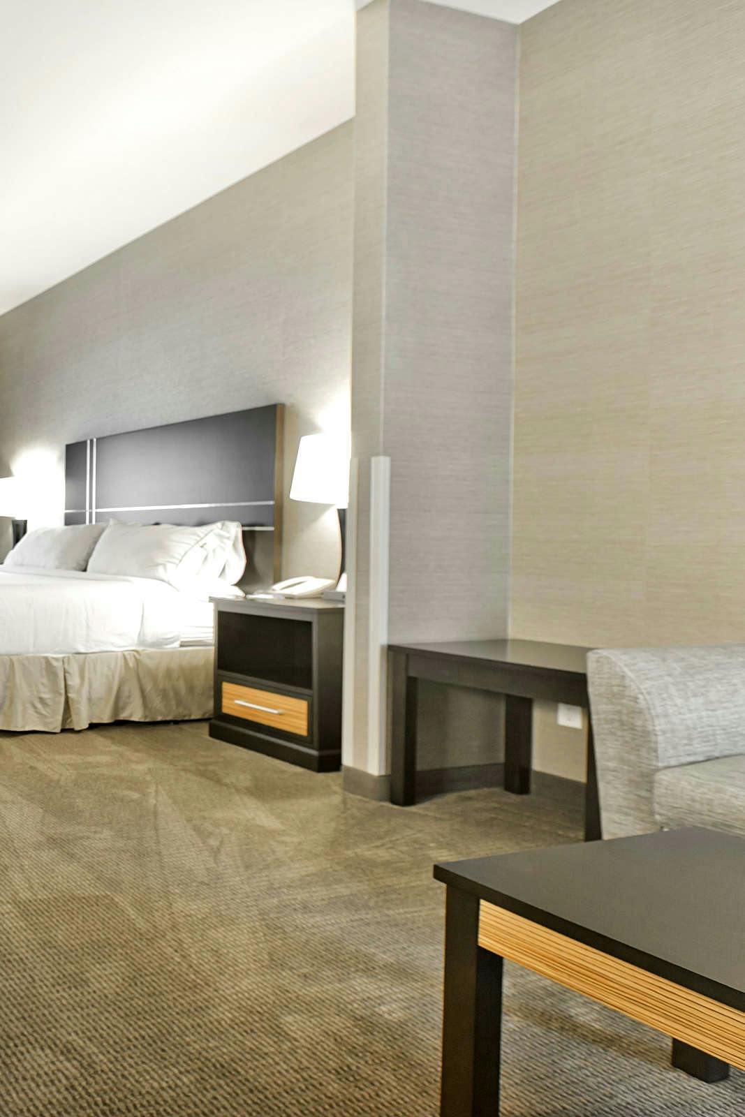 Hotel Holiday Inn Express Bothell photo 5