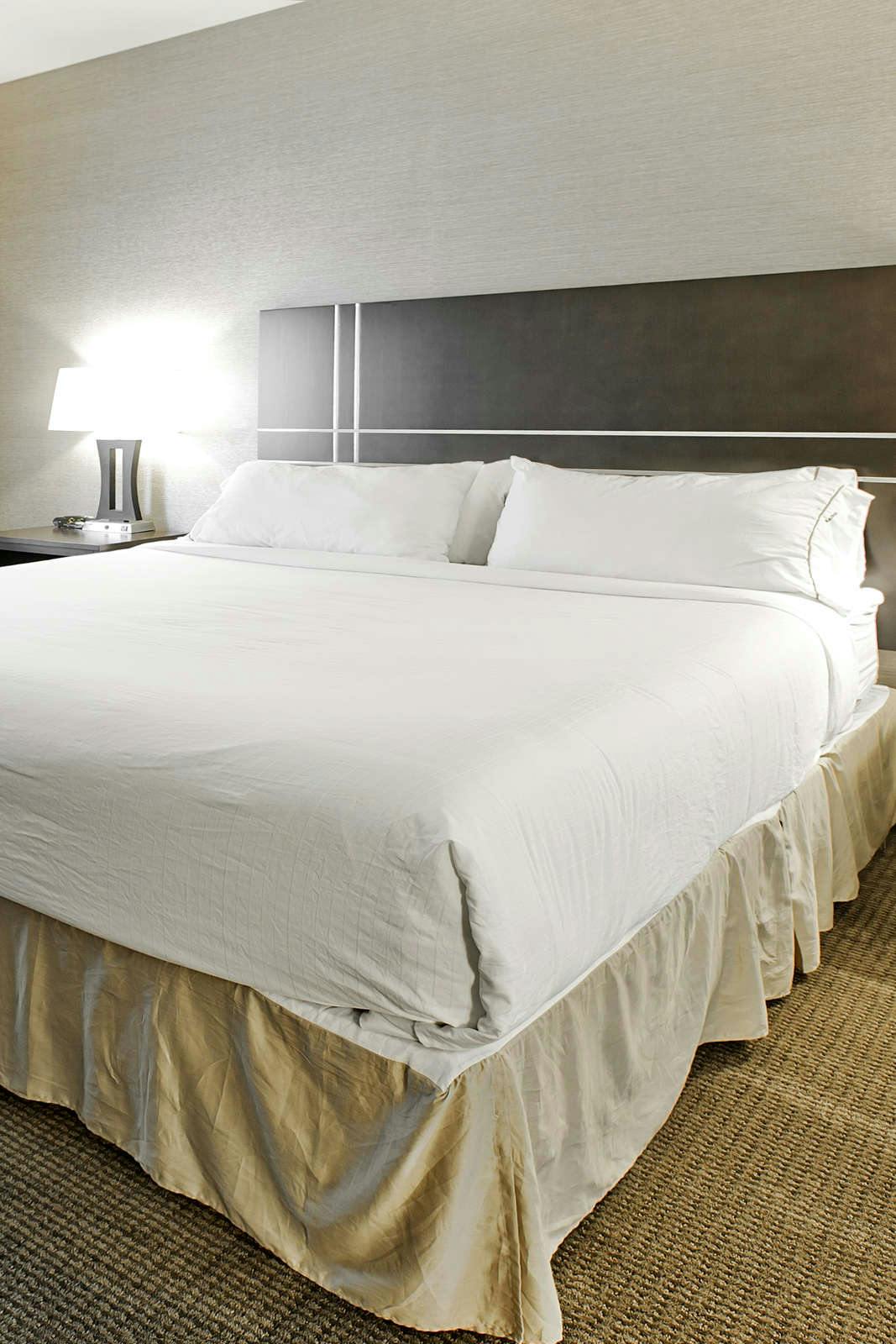 Hotel Holiday Inn Express Bothell photo 2