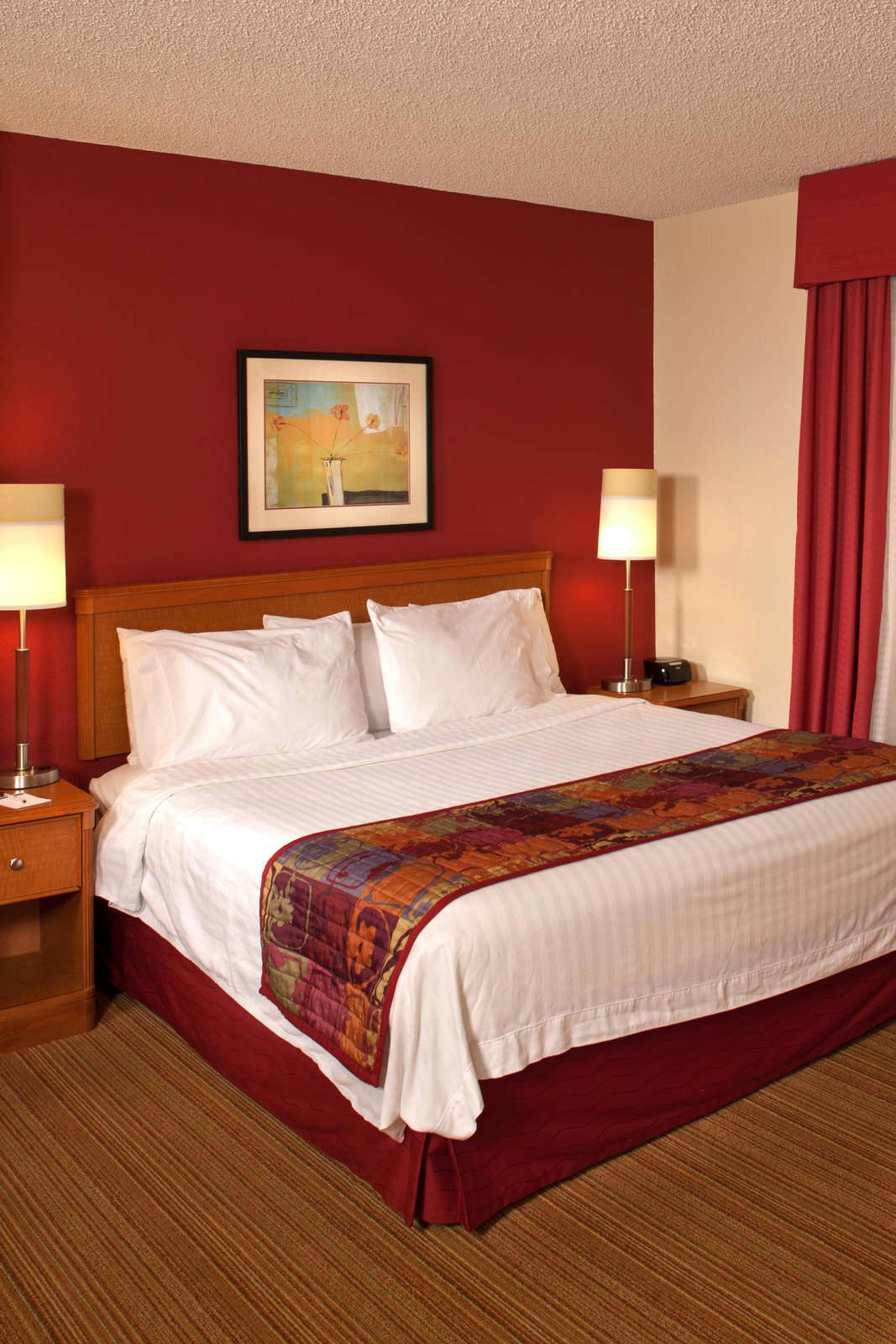 Hotel Residence Inn By Marriott Tysons Corner Mall photo 1