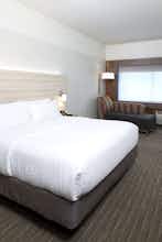 Hotel Holiday Inn Express & Suites Auburn photo 2