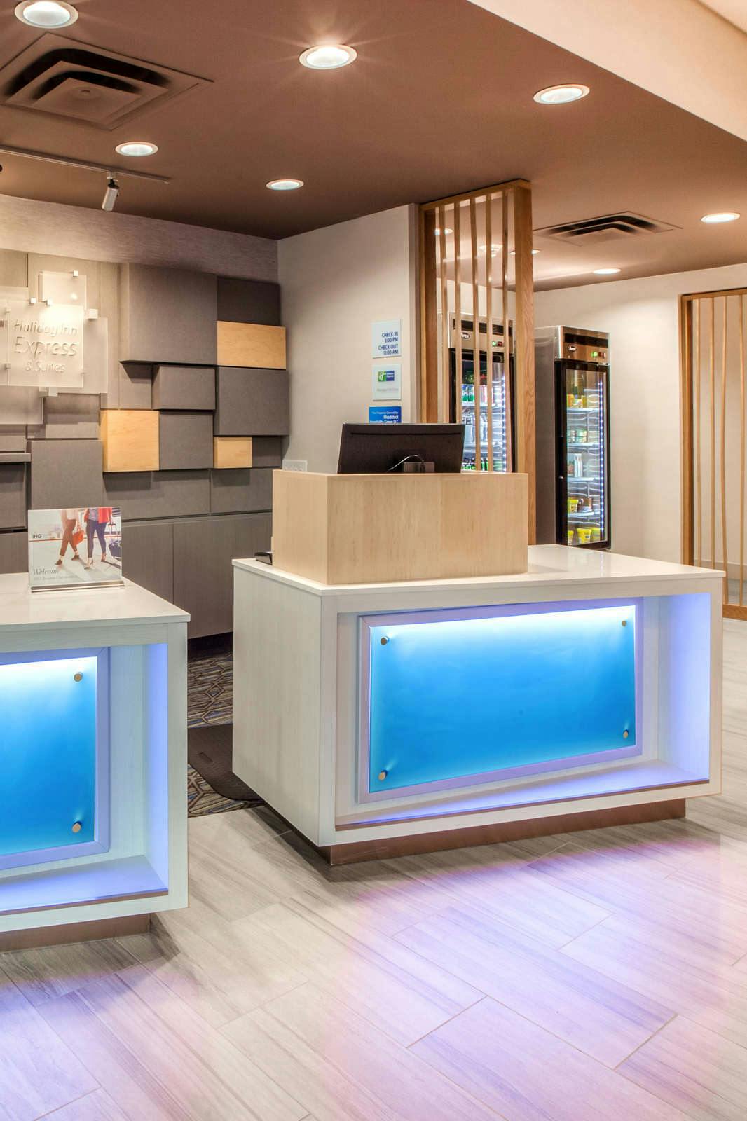 Hotel Holiday Inn Express & Suites Downtown Ottawa East photo 3