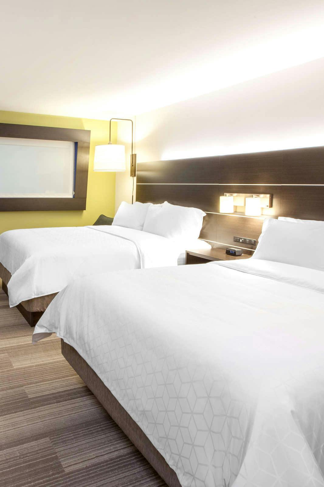 Hotel Holiday Inn Express & Suites Downtown Ottawa East photo 2