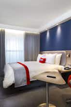 Hotel Holiday Inn Express Istanbul Atakoy Metro photo 1