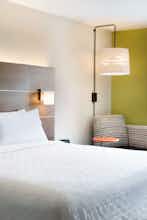 Hotel Holiday Inn Express And Suites Middletown photo 2