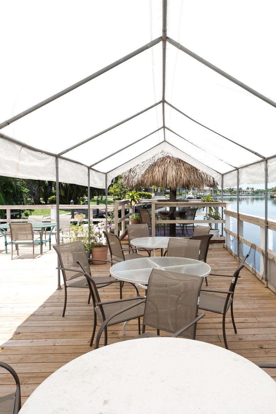 Hotel Hideaway Waterfront Resort & Hotel photo 5