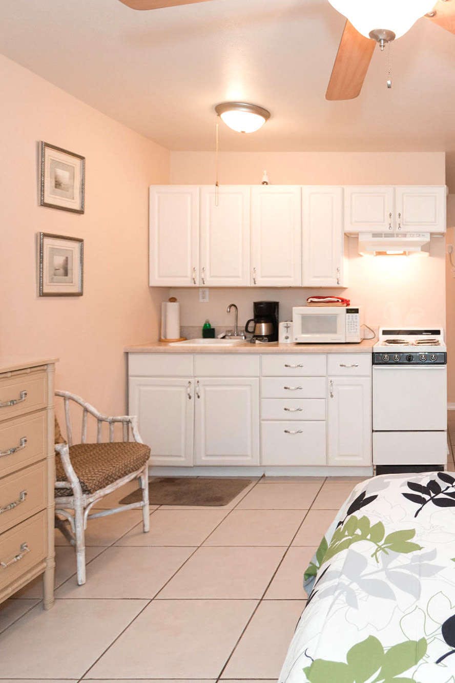 Hotel Hideaway Waterfront Resort & Hotel photo 3