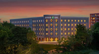 Staybridge Suites Boston Quincy