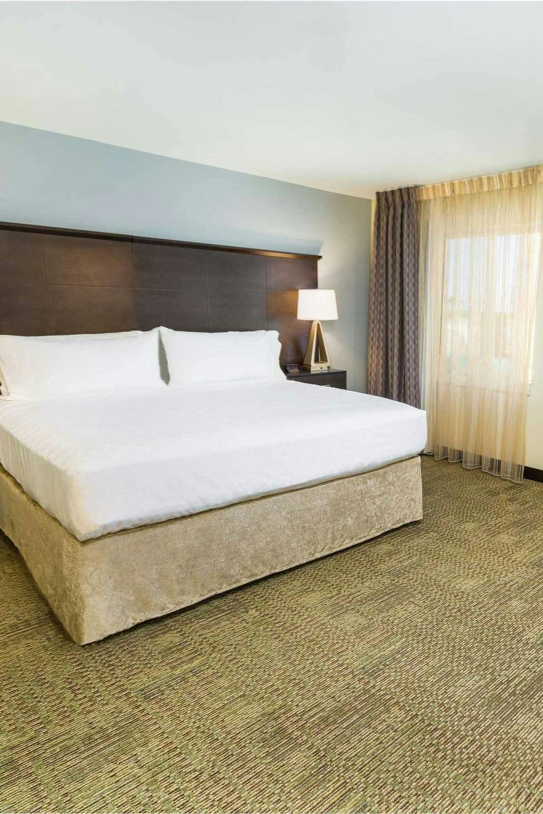 Hotel Staybridge Suites Newark Fremont photo 3