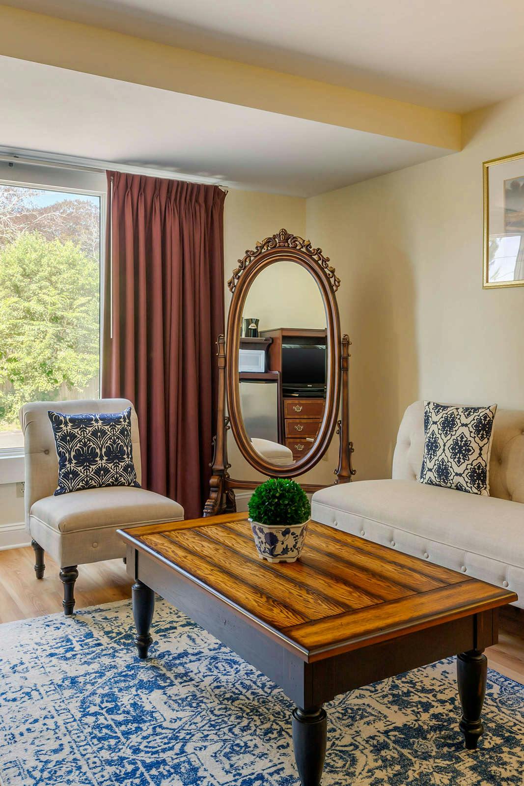 The Carriage House Inn An Ascend Hotel Collection Member - 