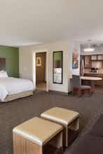 Hotel Staybridge Suites Wisconsin Dells - Lake Delton photo 4