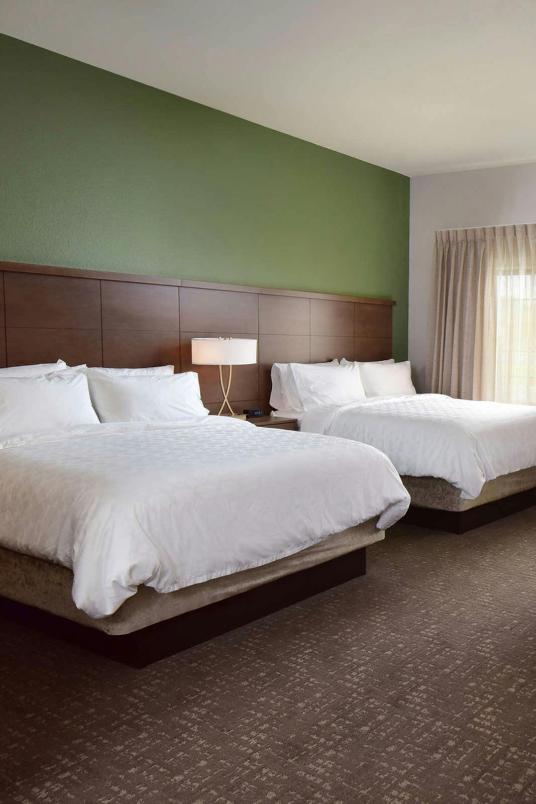 Hotel Staybridge Suites Wisconsin Dells - Lake Delton photo 5