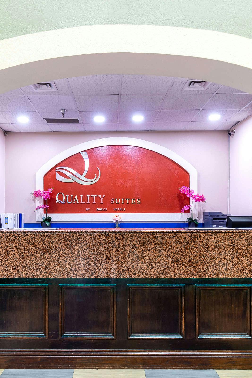 Hotel Quality Suites Near Orange County Convention Center photo 4