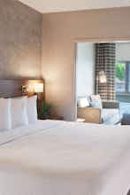 Hotel Silver Cloud Hotel - Tacoma Waterfront photo 1