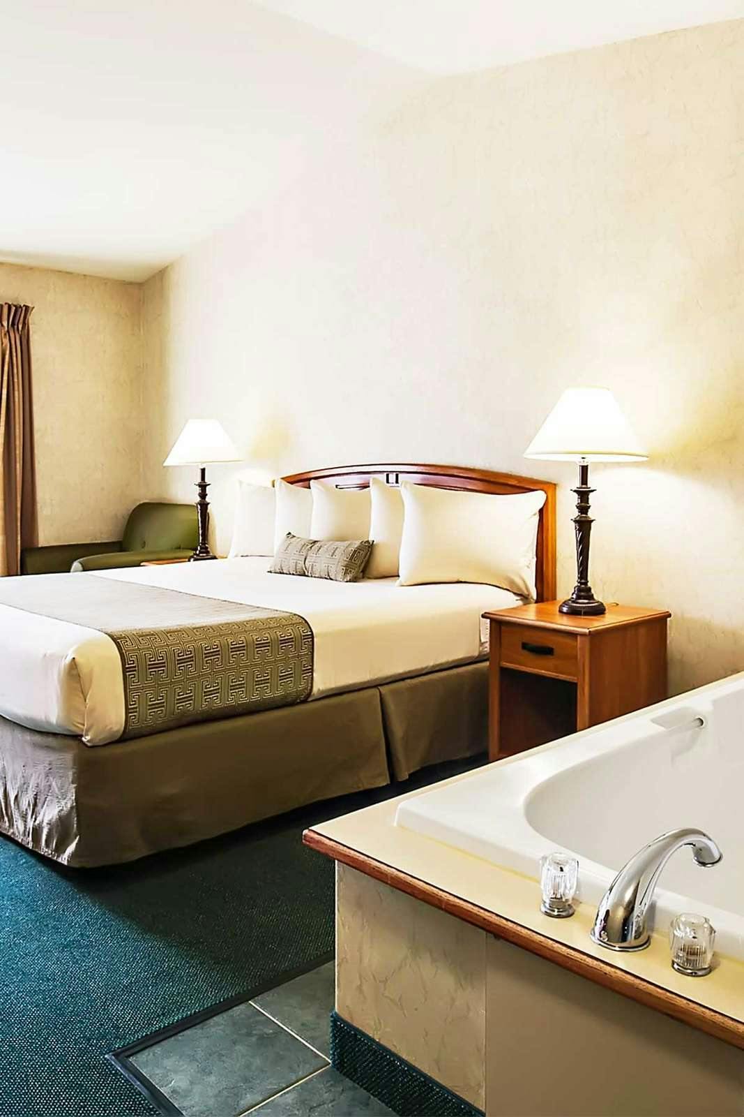 Hotel The Beach House Inn photo 1