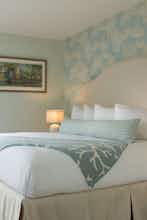 Hotel Brass Lantern Inn photo 2