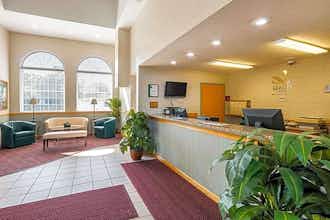 Hotel Quality Inn Weston, WV photo 2