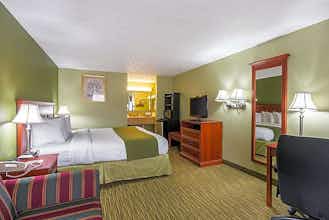 Hotel Quality Inn Weston, WV photo 3