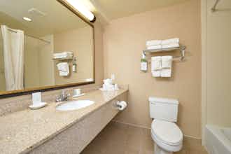 Hotel Comfort Inn and Suites Dover-Portsmouth photo 3