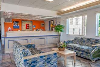 Hotel Motel6 Redmond, OR photo 1