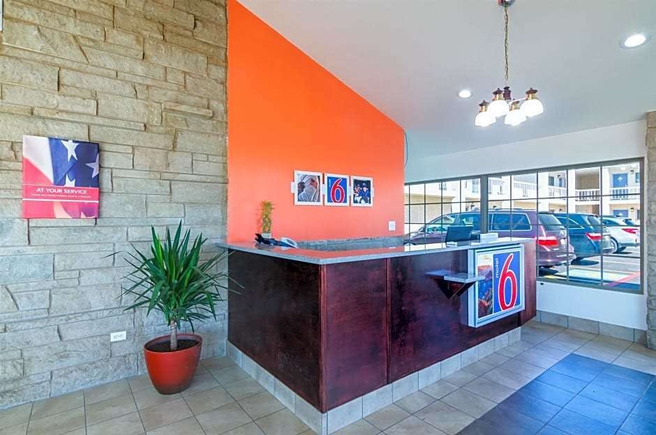 Hotel Motel 6 Childress, TX photo 2