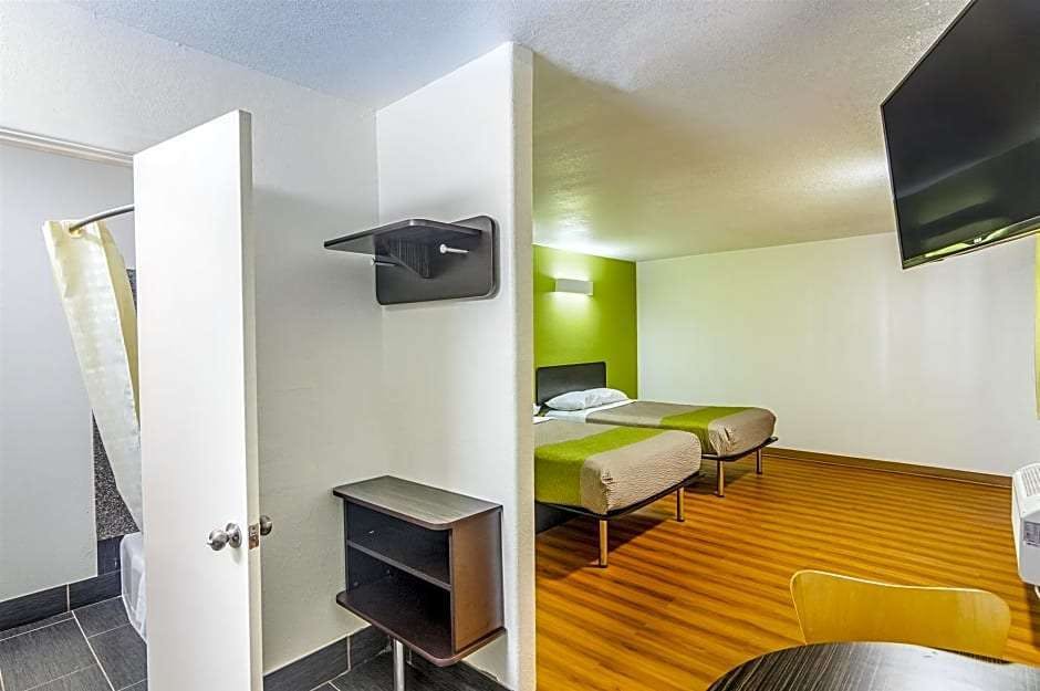 Hotel Motel 6 Childress, TX photo 3