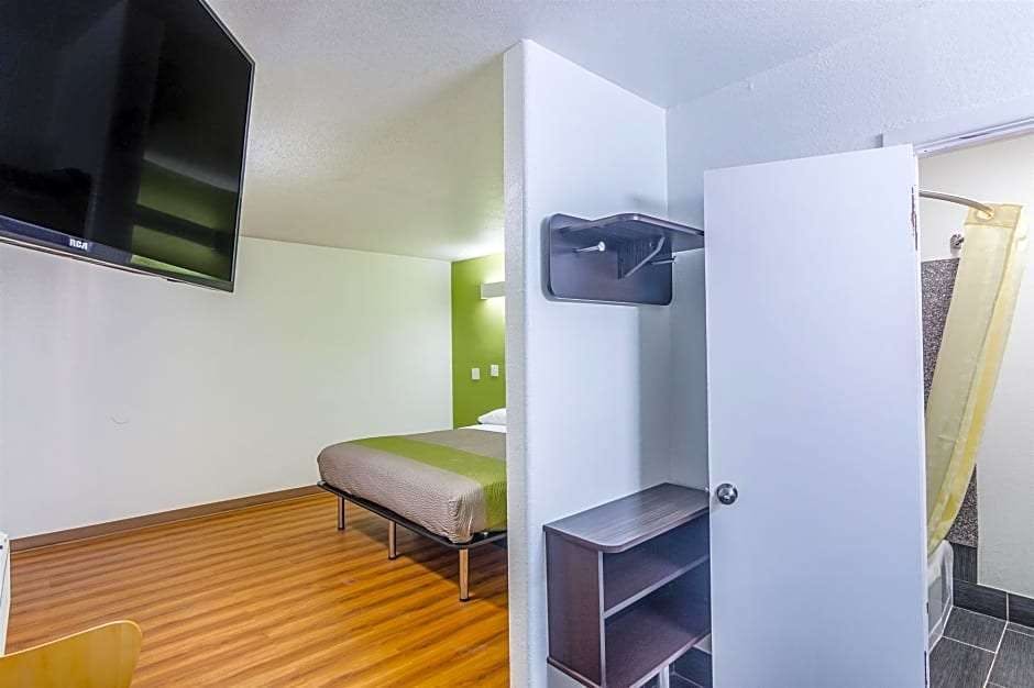 Hotel Motel 6 Childress, TX photo 5