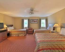 Hotel Rodeway Inn and Suites Hershey Chocolate Avenue photo 1