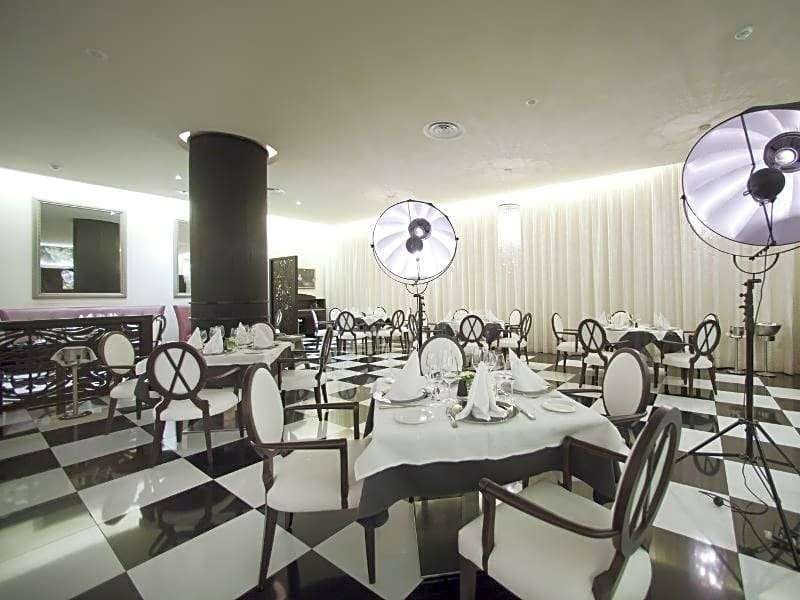 Hotel BarcelÃ³ BÃ¡varo Palace - All Inclusive photo 2