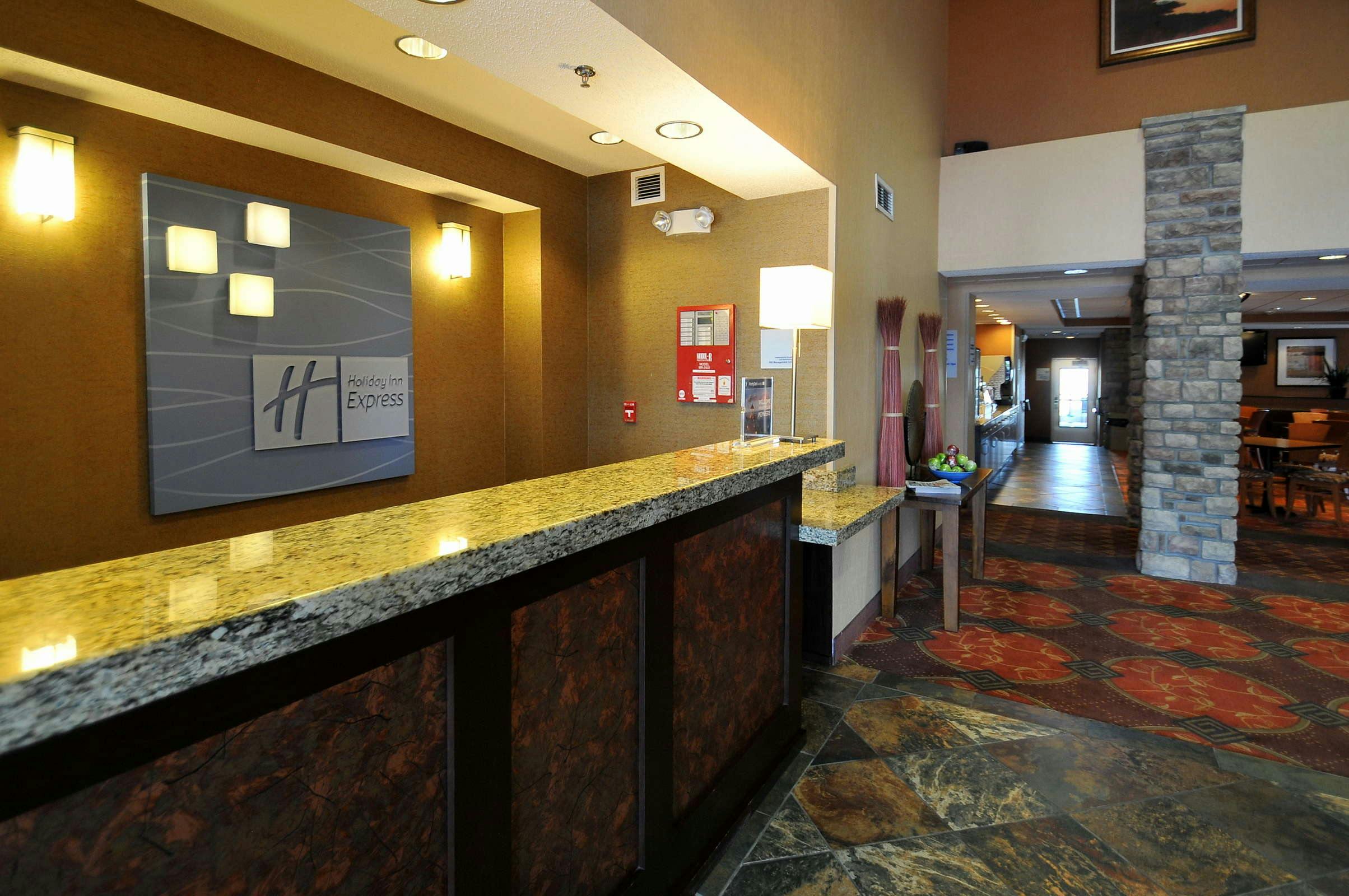 Hotel Holiday Inn Express & Suites Denver-Littleton photo 2