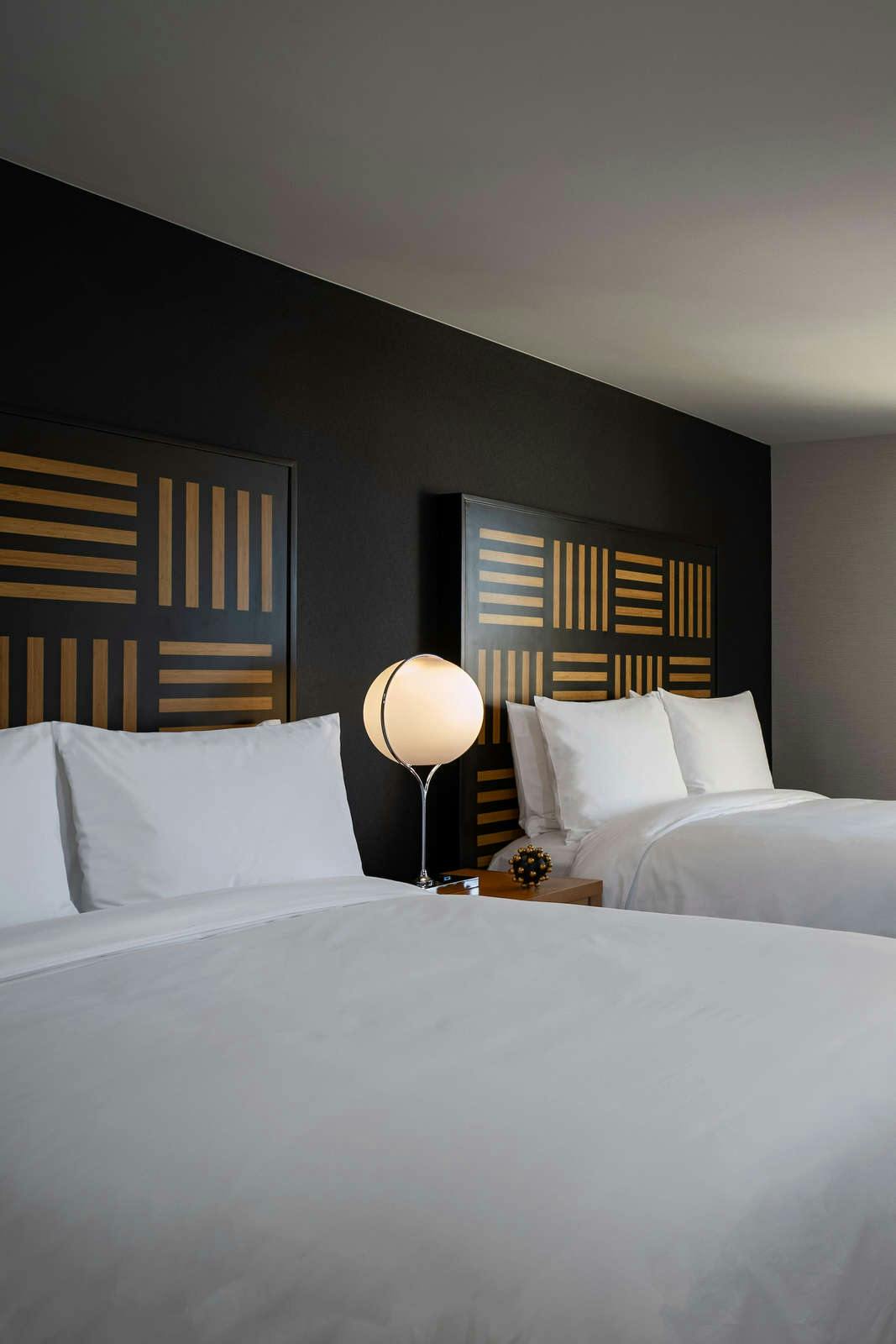 Hotel Renaissance Des Moines Savery Hotel photo 2