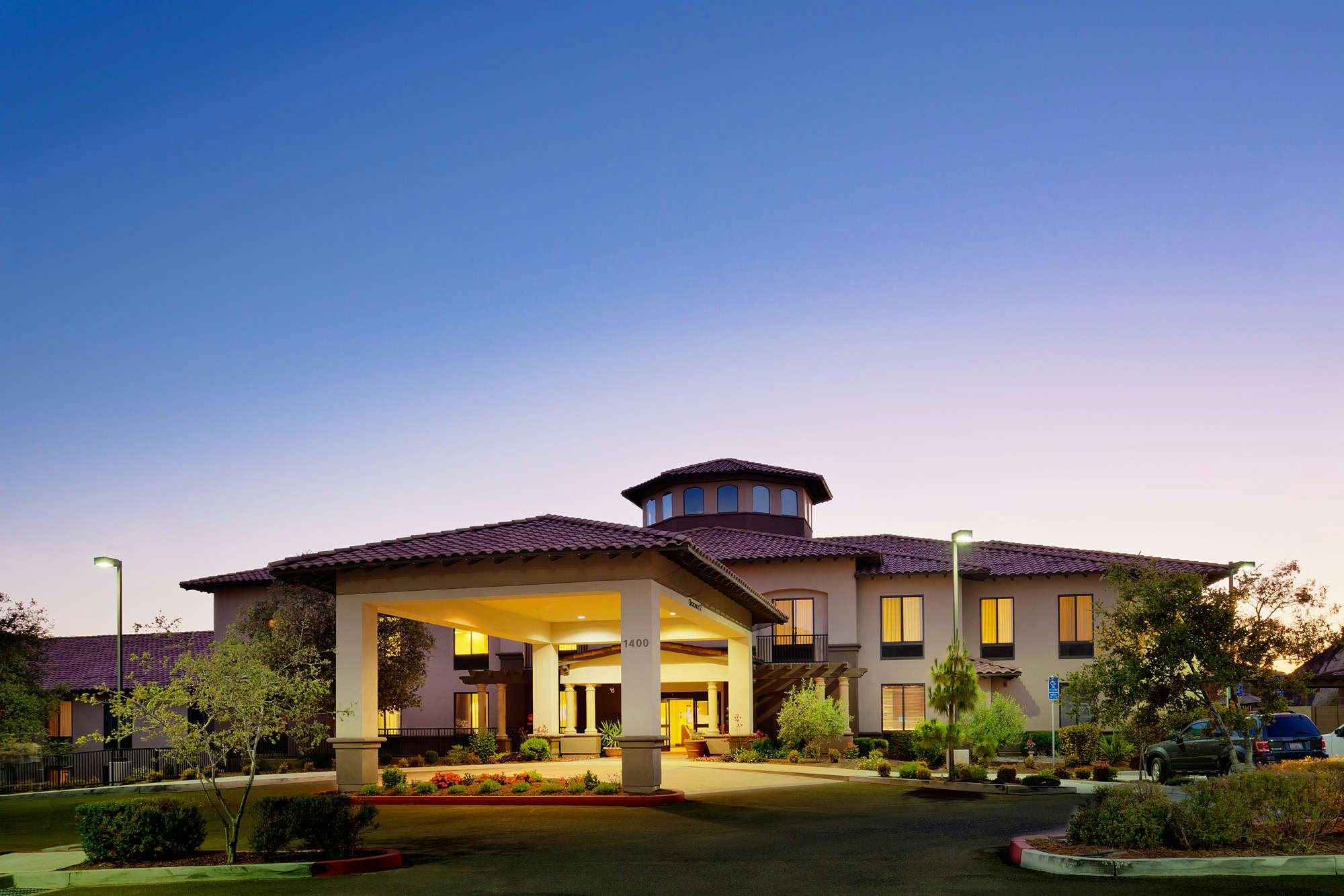 Hampton Inn & Suites Arroyo Grande, San Luis Obispo - HotelTonight